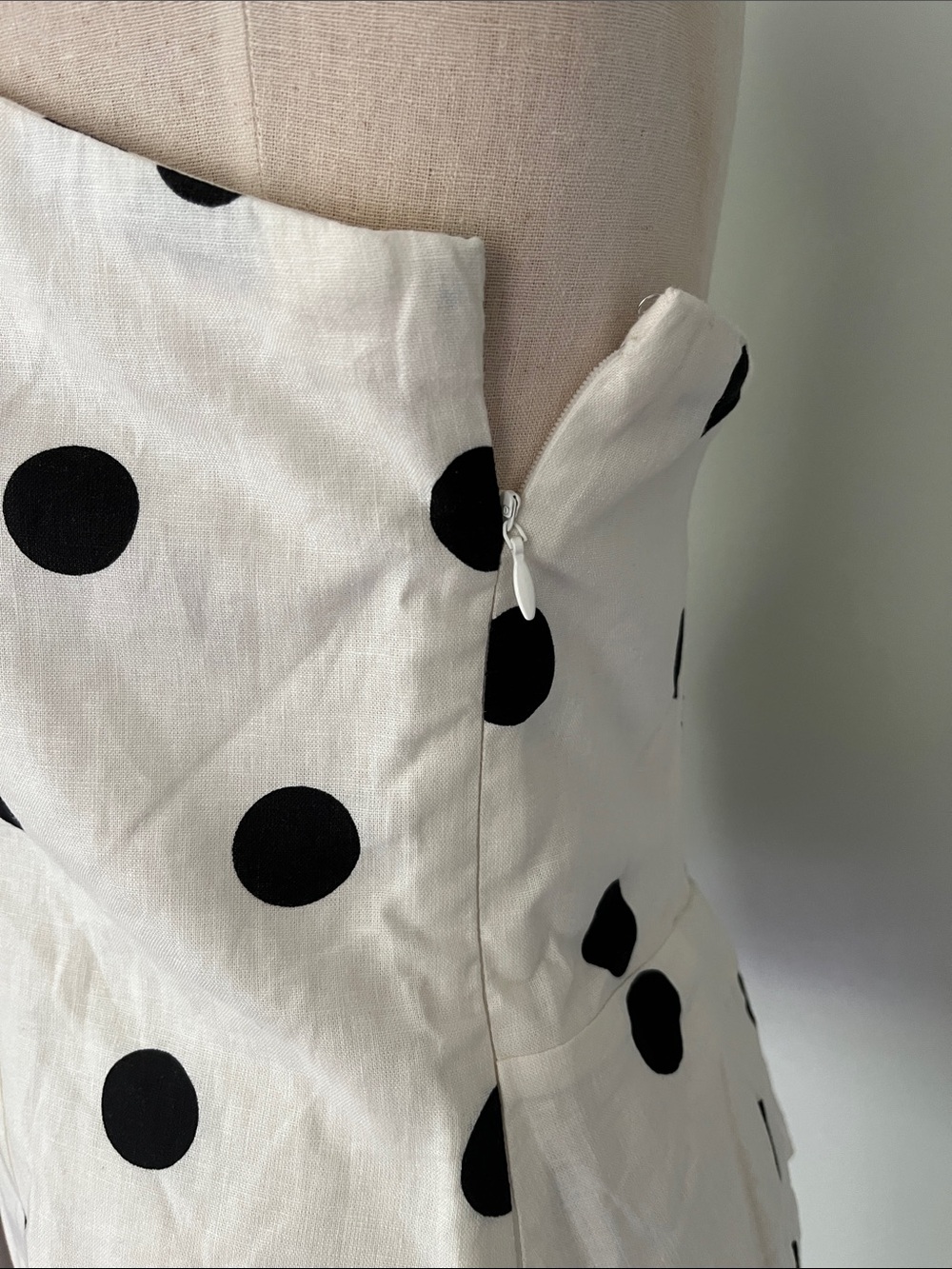 Ann Taylor Strapless Black Polka Dot White Top - Picture 8 of 10